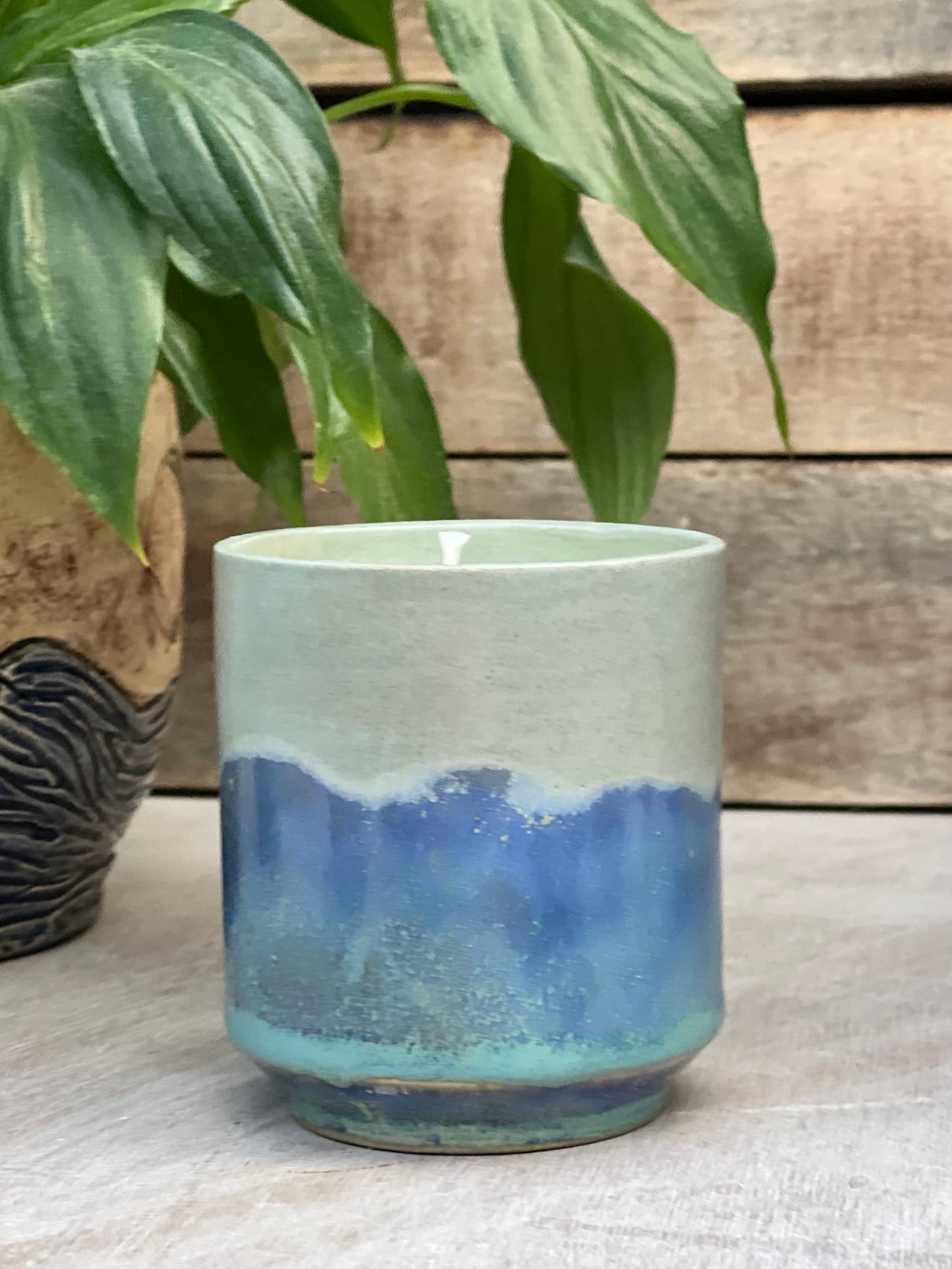 Sea Blues Pot with Lemongrass & Orange Essential Oil Candle